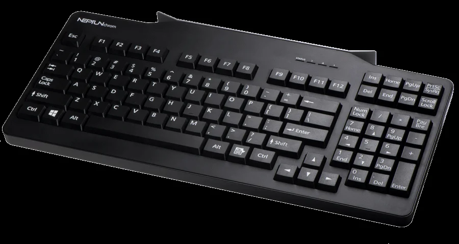 Teclado de ordenador negro con teclado completo, teclado num&eacute;rico y teclas de funci&oacute;n.