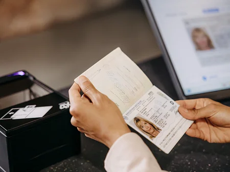 Verificación de un documento de identidad con DESKO ID Analyse
