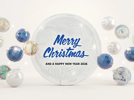 Gráfico navideño con adornos flotantes en azul y plata, letra central 